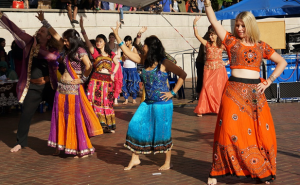 Dancers at Holi Mahotsav